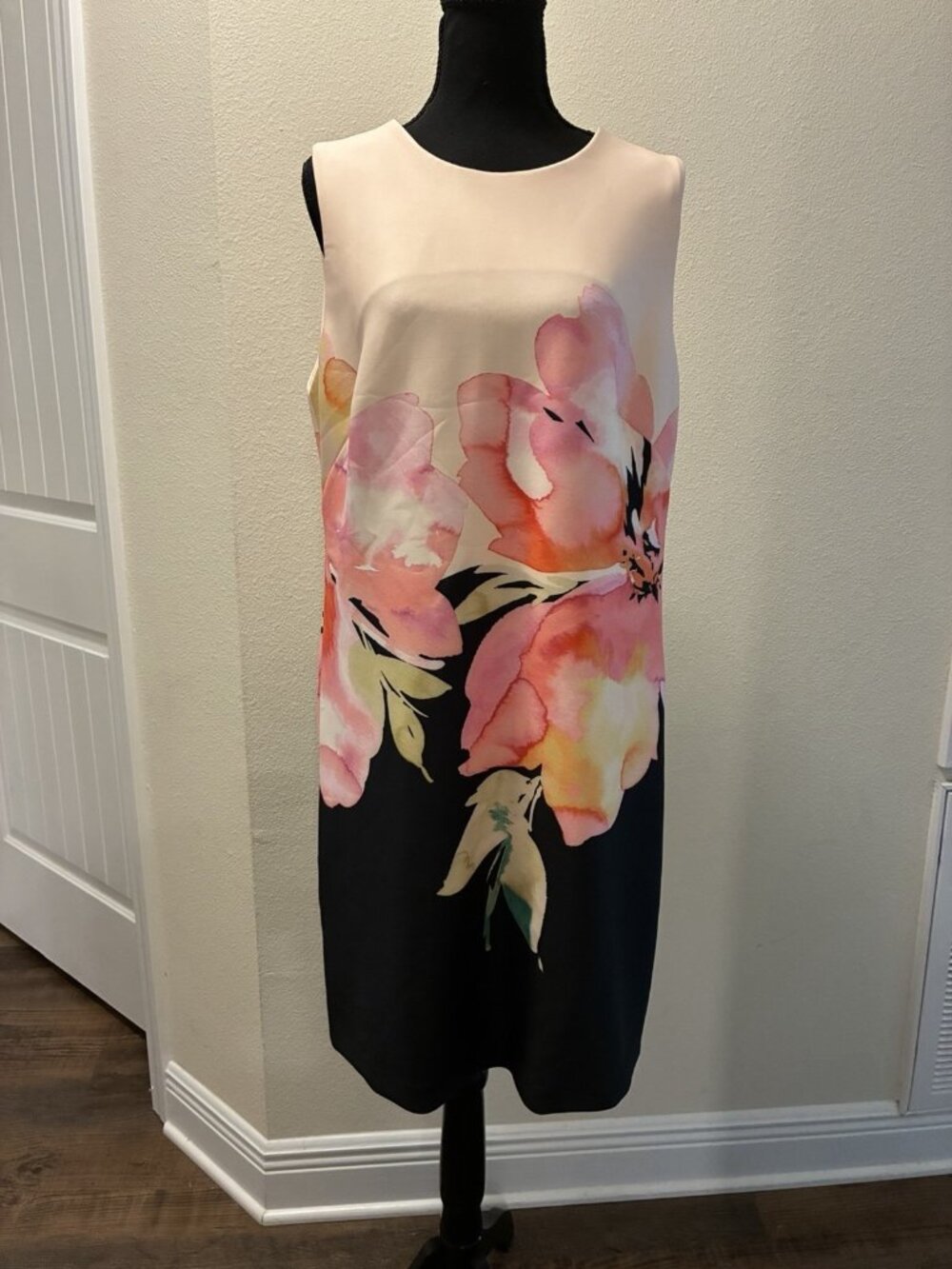 Calvin Klein Sleeveless Crew Neck Floral Sheath Dress Size 14